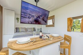 Riverside Suite Mare Private Beach