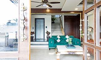 Treebo Premium Median Inn