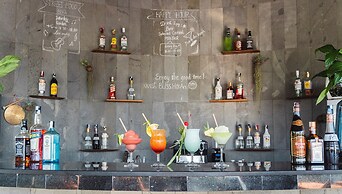 Bliss Hoi An Beach Resort & Wellness