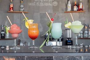 Bliss Hoi An Beach Resort & Wellness