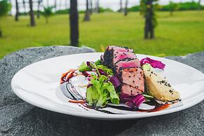 Bliss Hoi An Beach Resort & Wellness