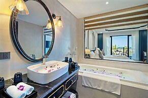 Bliss Hoi An Beach Resort & Wellness