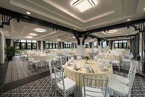 Bliss Hoi An Beach Resort & Wellness