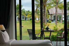 Bliss Hoi An Beach Resort & Wellness