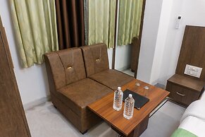 Treebo The Fresco Lake Pichola