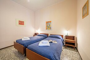 Tre Balconi Sul Mare Beach