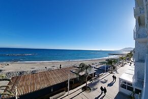 Tre Balconi Sul Mare Beach