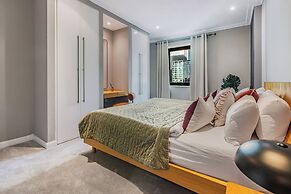 Capacious Two bed Apt in Canary Wharf