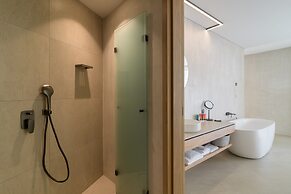 Ensana Aquahouse Health Spa Hotel