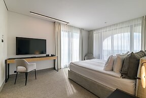 Ensana Aquahouse Health Spa Hotel