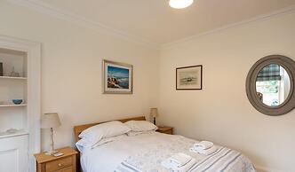 Hopetoun Cottage - Beautiful Cottage