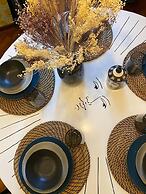 Design Villa With Parking, Navigli Area, Milan