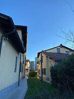 Design Villa With Parking, Navigli Area, Milan