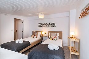 Urban &Trendy Duplex close to Lx Factory