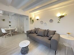 Urban &Trendy Duplex close to Lx Factory