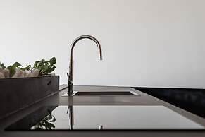 Syntagma Designers Living