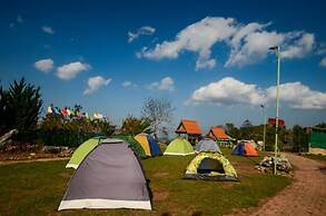 XALAKHAM PHOUKHOUN - Campsite