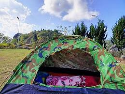 XALAKHAM PHOUKHOUN - Campsite