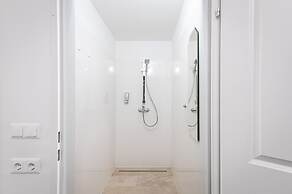 Space Homes Hostel - Inner City