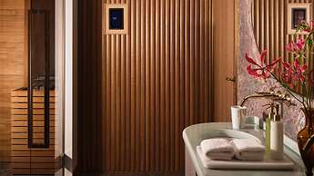 Rosewood Vienna