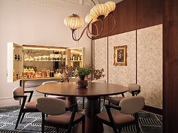Rosewood Vienna