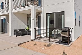 The Hub #95 by RedAwning