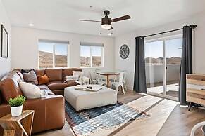 The Hub #95 by RedAwning