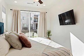 The Hub #95 by RedAwning