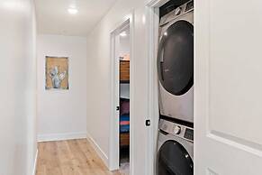 The Hub #95 by RedAwning