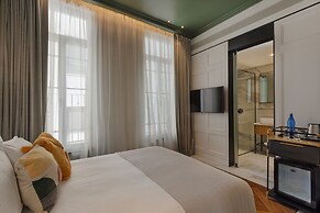 Alberto by Isrotel Design