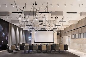 Port Tower by Isrotel Design