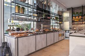 Port Tower by Isrotel Design