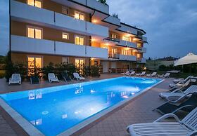 Family Oasi Garda 17