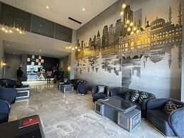 Agora Royal Residence