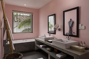 The Villa Bentota by KK Collection