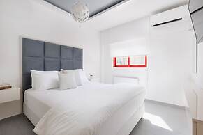 A Luxury Retreat in Corfu Town by Konnect