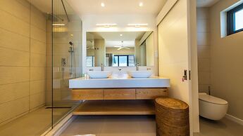 Blue Nest by Horizon Holidays