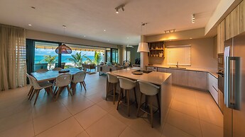 Blue Nest by Horizon Holidays