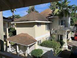 Relax In Jamaica - Enjoy 7 Miles Of White Sand Beach! 1 Bedroom Villa 