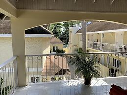 Relax In Jamaica - Enjoy 7 Miles Of White Sand Beach! 1 Bedroom Villa 