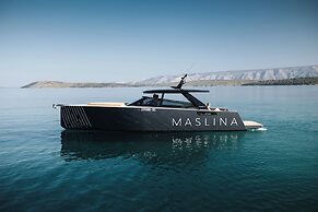 Maslina Resort