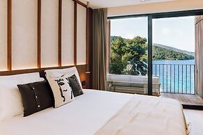 Maslina Resort