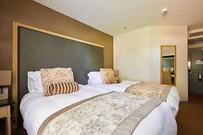 WorldHotels Distinctive Woughton House Hotel