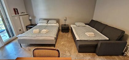 Rooftop Studio Apt - Metro Cholargos - 5 Min Walk