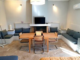 Rooftop Studio Apt - Metro Cholargos - 5 Min Walk