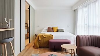 60 Balconies Iconic
