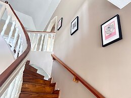 5-bed Villa With Pool in Runaway Bay, Jamaica