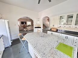 5-bed Villa With Pool in Runaway Bay, Jamaica