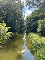 Stylish Getaway in the Heart of the Pewsey Vale