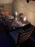 Stylish Getaway in the Heart of the Pewsey Vale